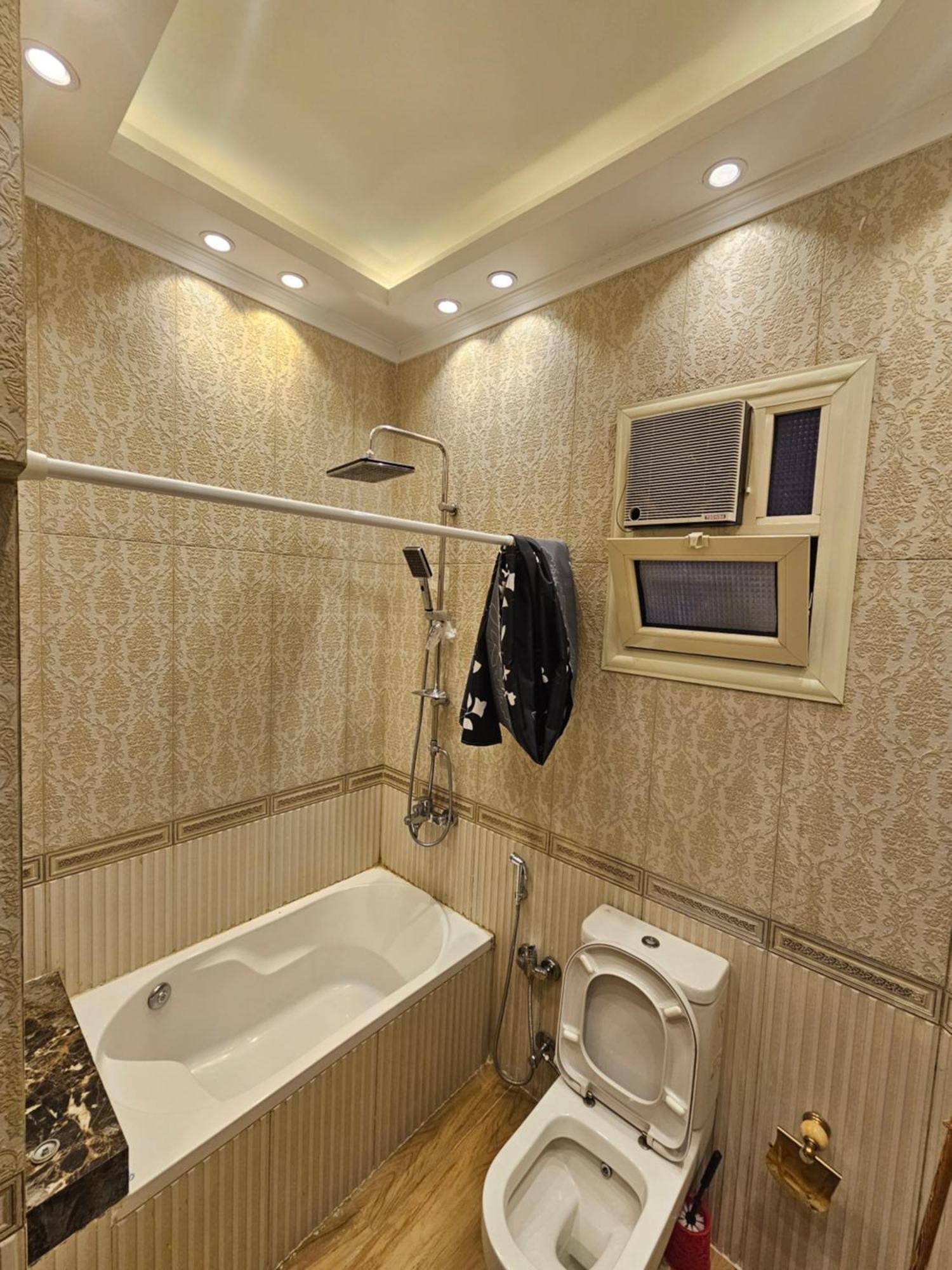 Daire Azarita Luxury - Families Only